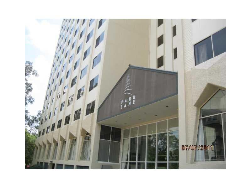 2 bedroom, 1,062 sq ft condominium sold at 2479 PEACHTREE Road 916, Atlanta, GA 30305