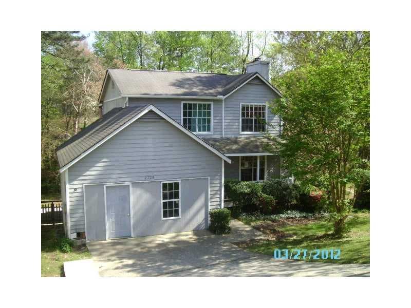 3 bedroom, 1,306 sq ft single family residence sold at 2725 WILDFLOWER Lane, Snellville, GA 30039