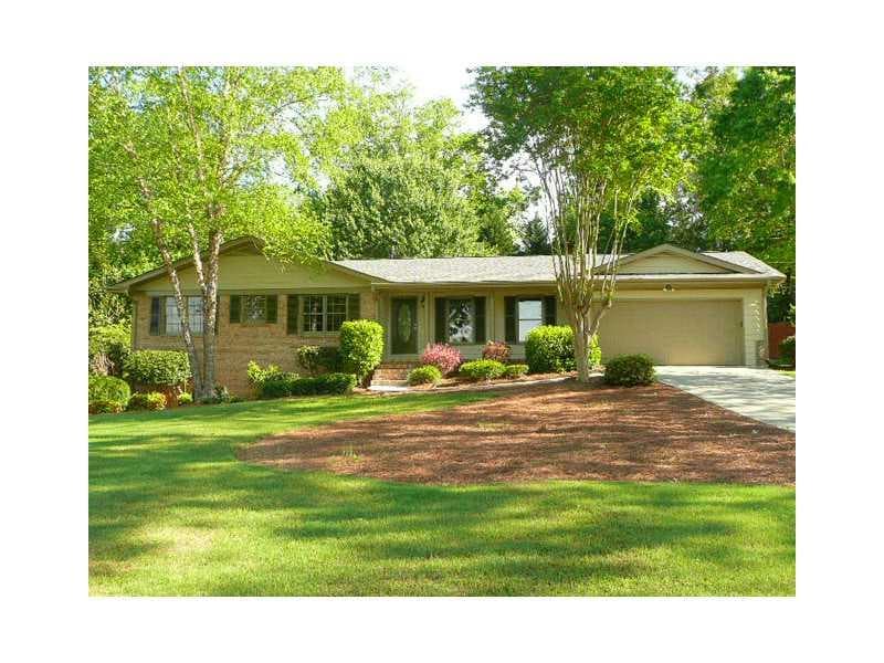 3 bedroom single family residence sold at 6830 RAMUNDO Drive, Atlanta, GA 30360