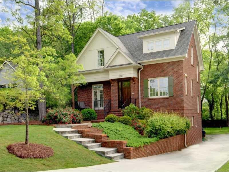 5 bedroom, 3,782 sq ft single family residence sold at 2001 Wellbourne Drive, Atlanta, GA 30324
