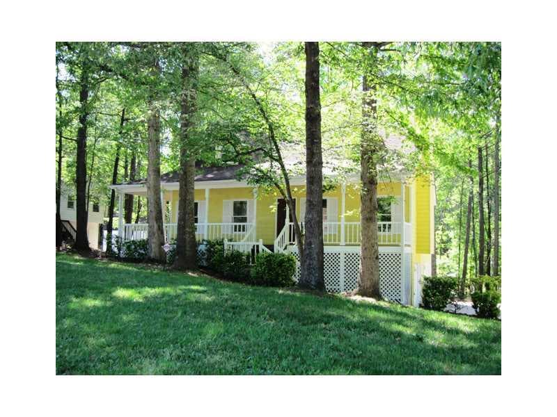 3 bedroom, 1,502 sq ft single family residence sold at 43 Oak Landing Circle, Douglasville, GA 30134