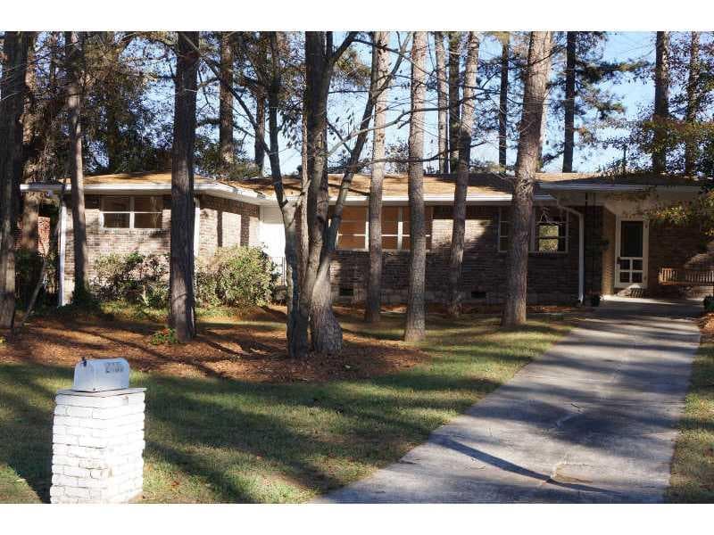 3 bedroom, 1,344 sq ft single family residence sold at 2480 Warwick Circle, Atlanta, GA 30345