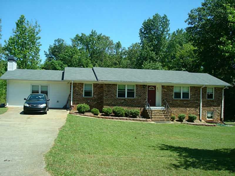 3944 Hillpine Way, Douglasville, GA 30135 — most recent listing photo