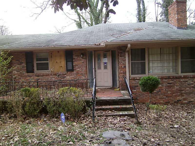 3 bedroom, 1,751 sq ft single family residence sold at 1619 Centra Villa Drive, Atlanta, GA 30311