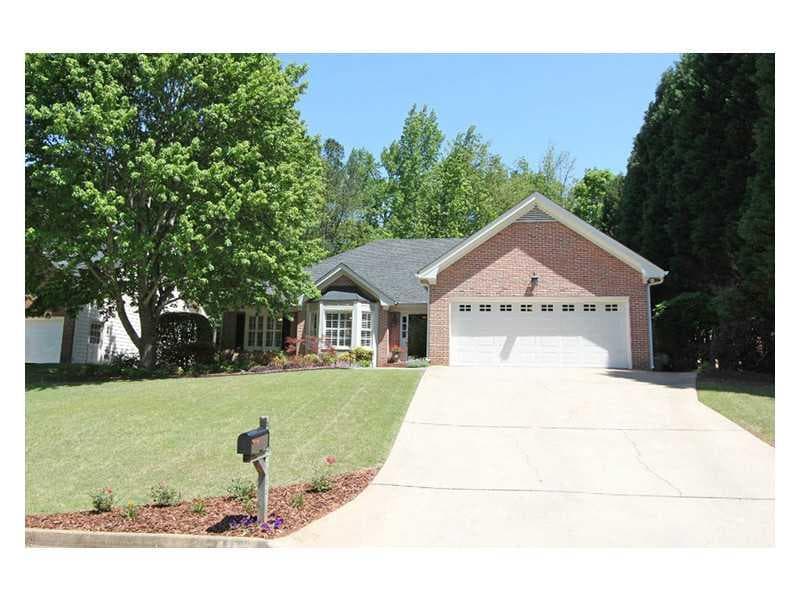 3 bedroom, 2,213 sq ft single family residence sold at 3955 Gallant Fox Court, Duluth, GA 30096