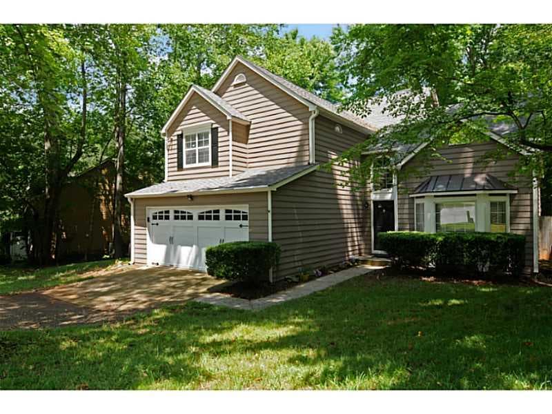 1060 Taylor Oaks Drive, Roswell, GA 30076 — most recent listing photo