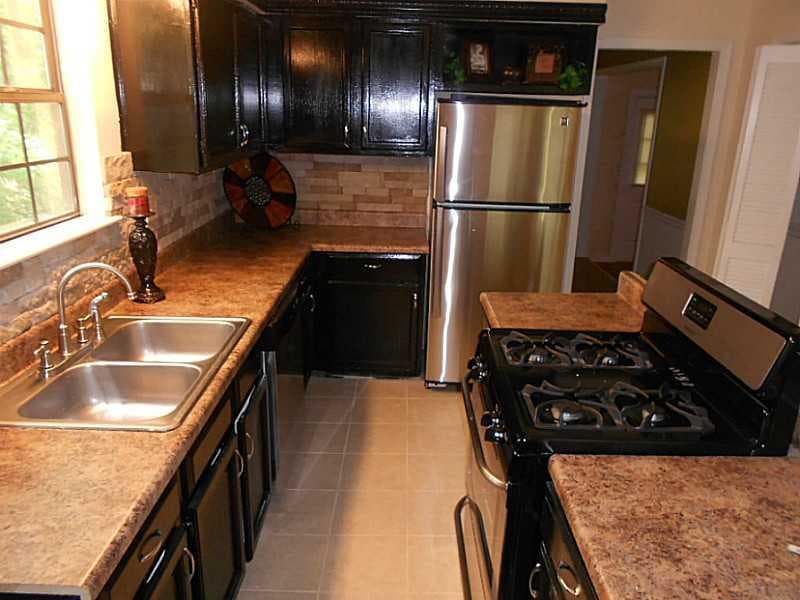 3 bedroom, 1,677 sq ft single family residence sold at 5712 Albans Way, Lithonia, GA 30058