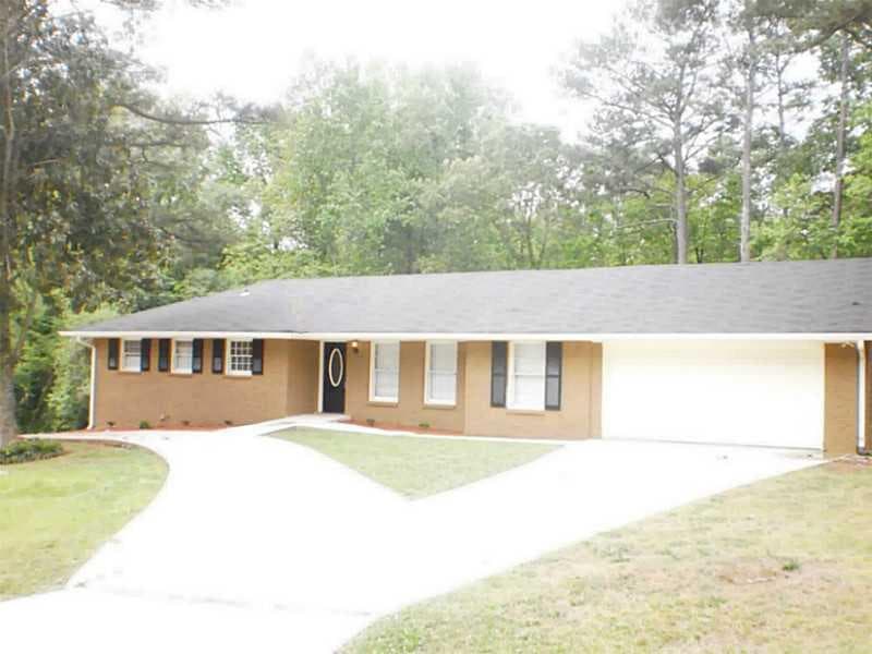1909 King George Lane, Atlanta, GA 30331 — most recent listing photo