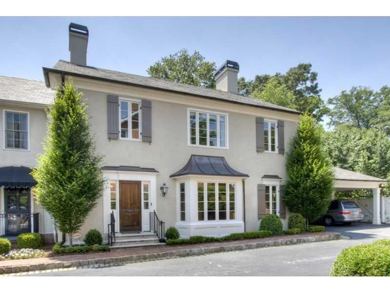 3 bedroom townhouse sold at 2774 Andrews Drive 6, Atlanta, GA 30305