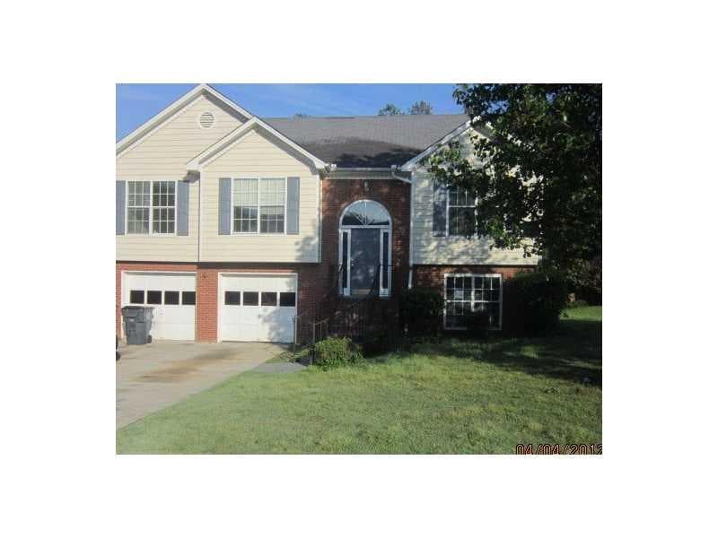 1075 EAGLE POINTE Drive, Lawrenceville, GA 30044 — most recent listing photo