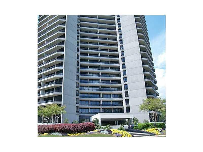 3 bedroom condominium sold at 2660 Peachtree Road 19H/A, Atlanta, GA 30305