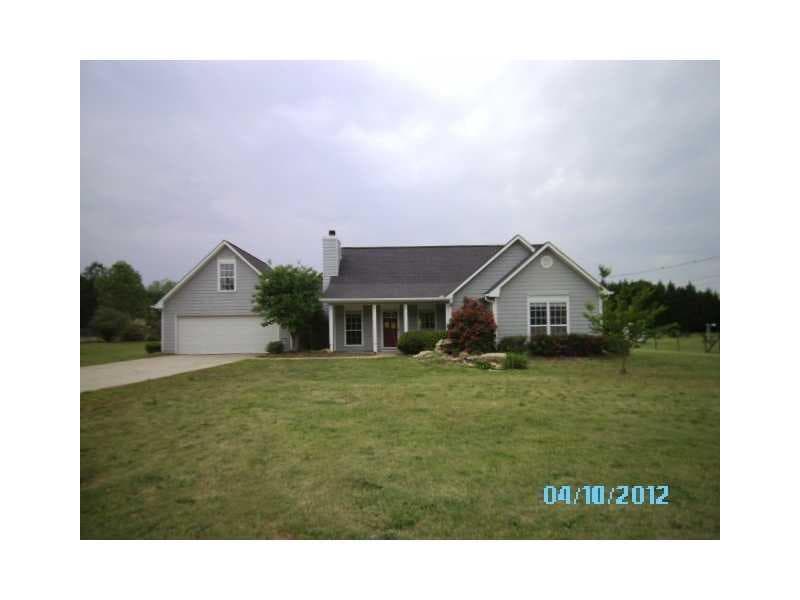 3 bedroom, 1,519 sq ft single family residence sold at 3633 SADDLEBROOK Drive, Loganville, GA 30052
