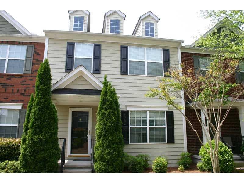 2 bedroom, 1,496 sq ft townhouse sold at 1202 Charleston Court 1202, Woodstock, GA 30188