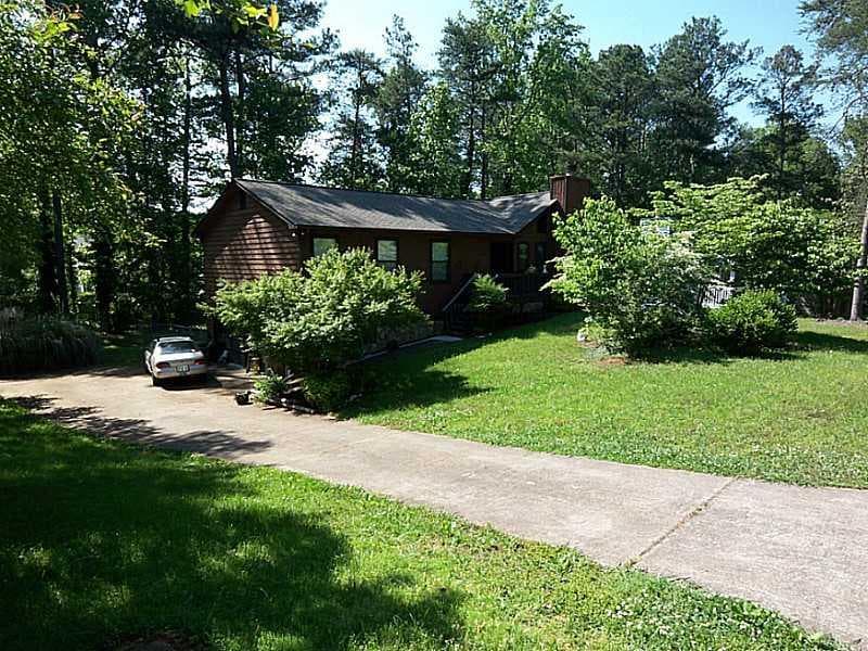 3 bedroom, 1,896 sq ft single family residence sold at 4897 Raven Way, Marietta, GA 30066