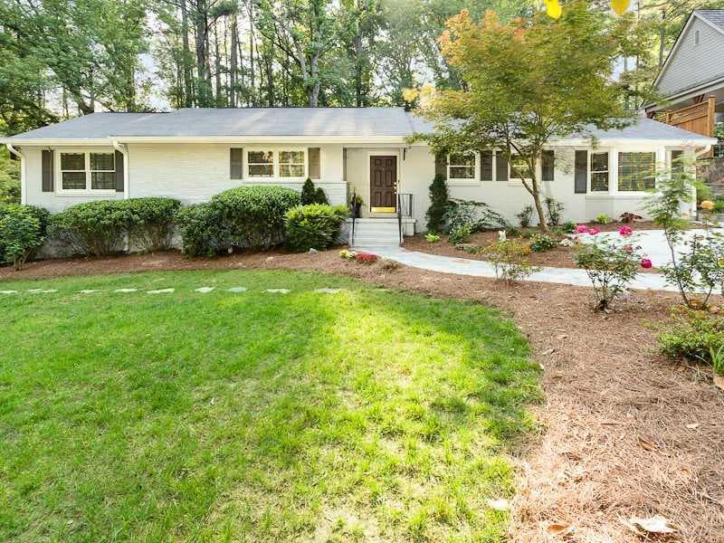 4 bedroom, 2,303 sq ft single family residence sold at 3175 W Roxboro Road, Atlanta, GA 30324