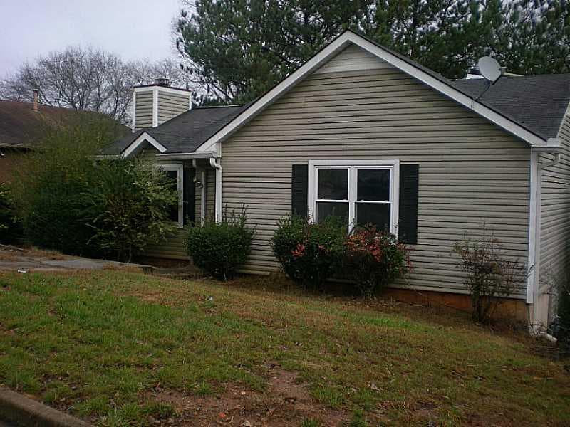 3 bedroom, 1,074 sq ft single family residence sold at 1127 Mainstreet Valley Drive, Stone Mountain, GA 30088
