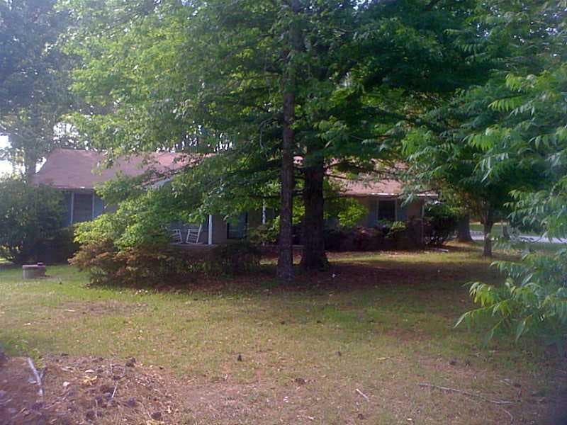 3 bedroom, 2,124 sq ft single family residence sold at 1317 Ewing Chapel Road, Dacula, GA 30319