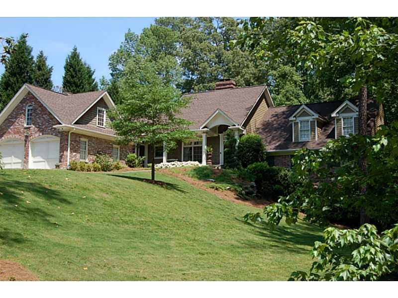 6 bedroom, 3,312 sq ft single family residence sold at 4569 Mount Paran Parkway, Atlanta, GA 30327
