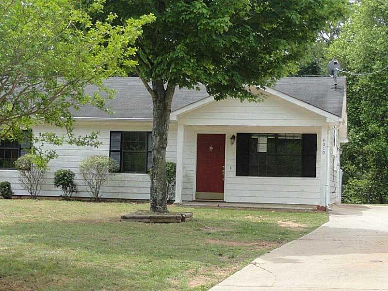 4010 Warren Road, Flowery Branch, GA 30542 — most recent listing photo