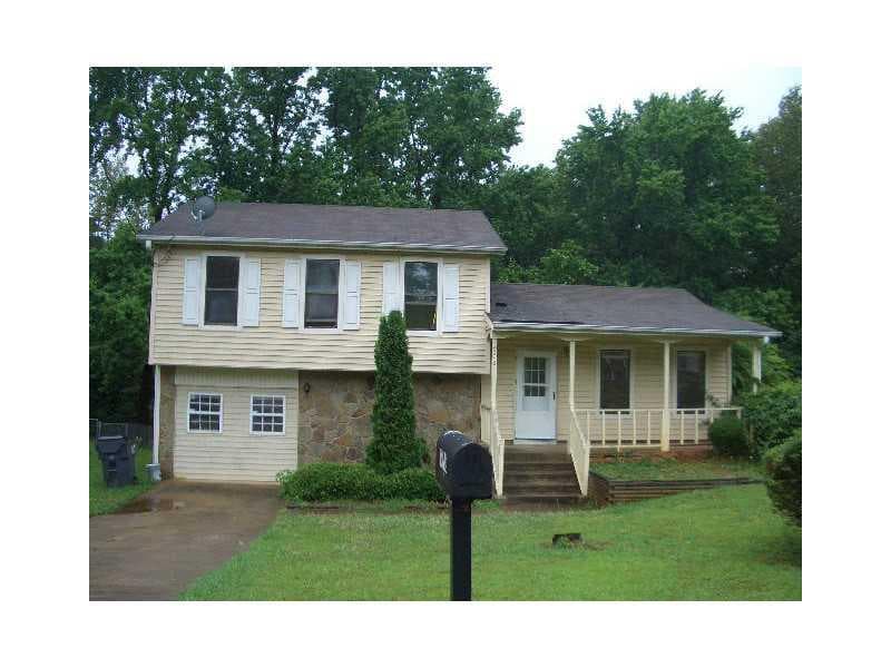 978 Country Oaks Court, Lawrenceville, GA 30044 — most recent listing photo