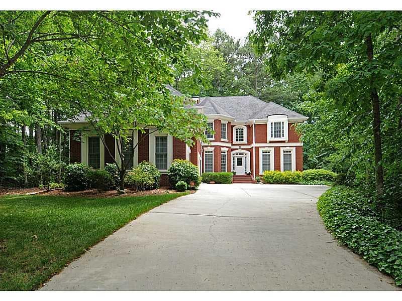 135 Hopewell Grove Drive, Alpharetta, GA 30004 — most recent listing photo