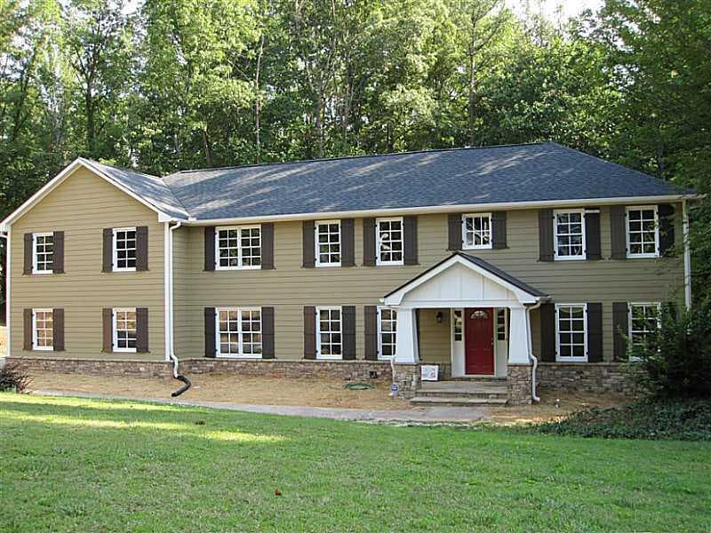 4 bedroom, 3,764 sq ft single family residence sold at 3700 Clubland Drive, Marietta, GA 30068