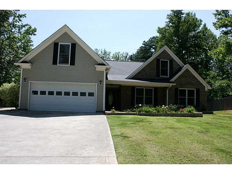 1476 Hillcrest Drive, Sugar Hill, GA 30518 — most recent listing photo