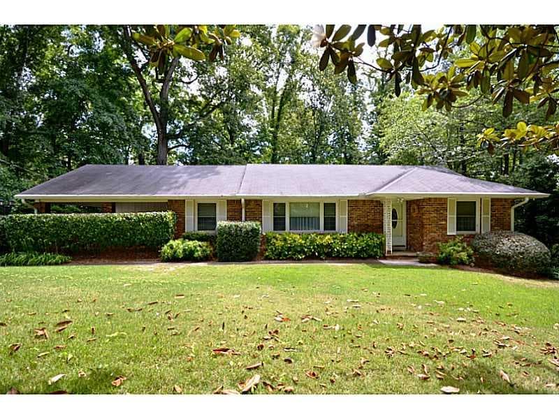 3 bedroom single family residence sold at 4365 Peachtree Dunwoody Road, Atlanta, GA 30342