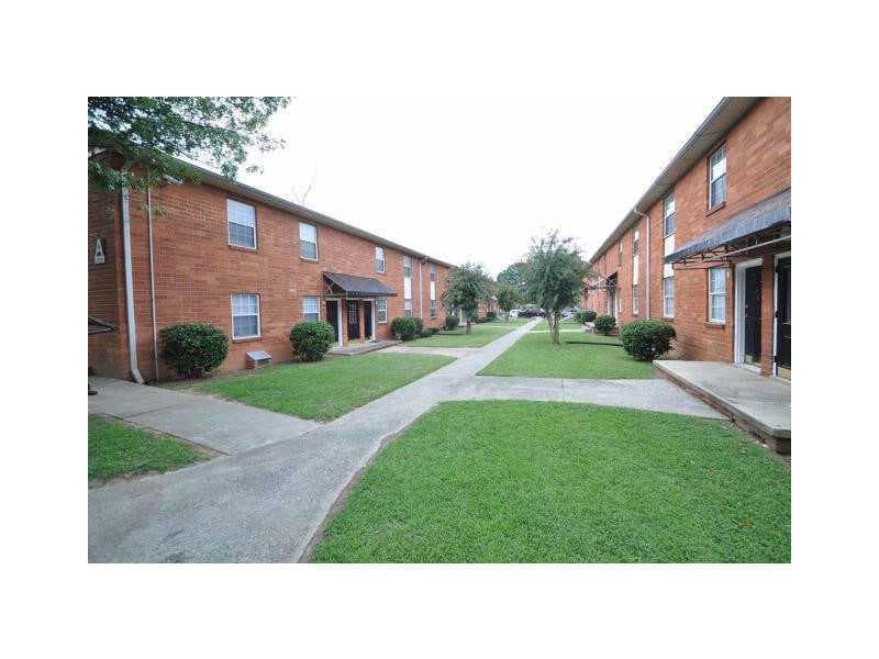 15,072 sq ft other sold at 2099 M L King Jr Drive, Atlanta, GA 30310