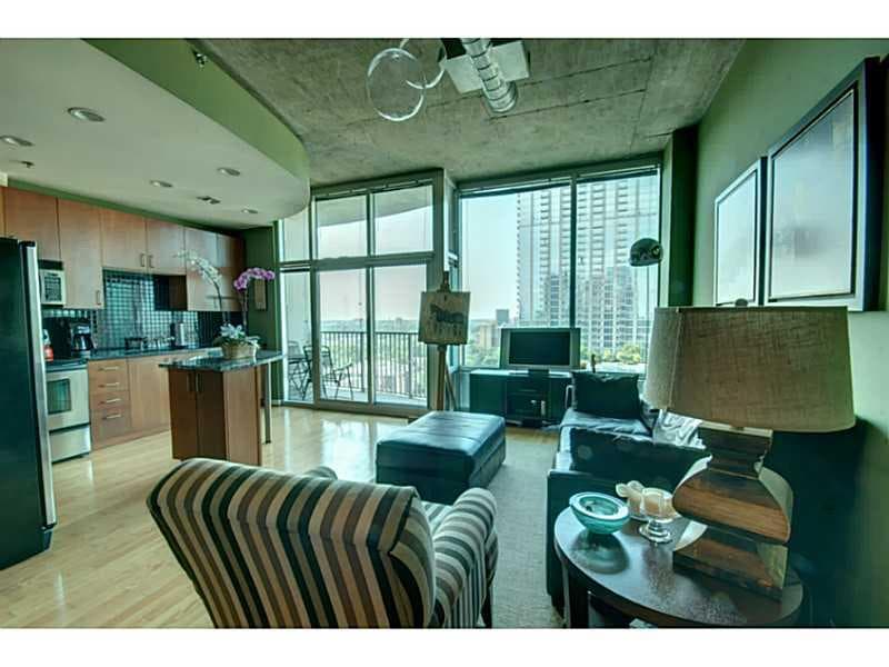 1 bedroom, 696 sq ft condominium sold at 923 Peachtree Street 1923, Atlanta, GA 30309