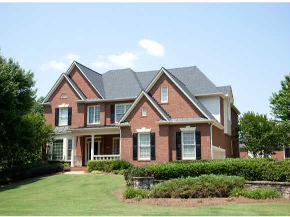 5 bedroom, 5,695 sq ft single family residence sold at 710 Lake Medlock Drive, Johns Creek, GA 30022