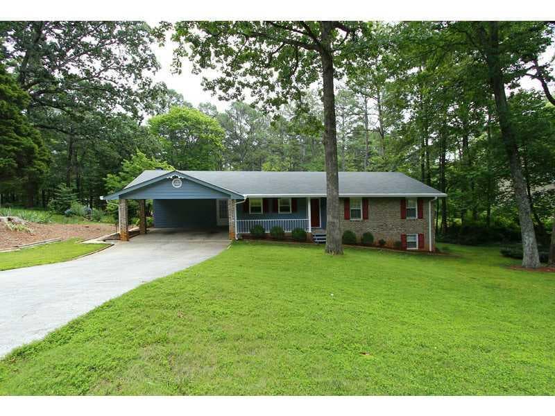 2890 Barbara Lane, Marietta, GA 30062 — most recent listing photo