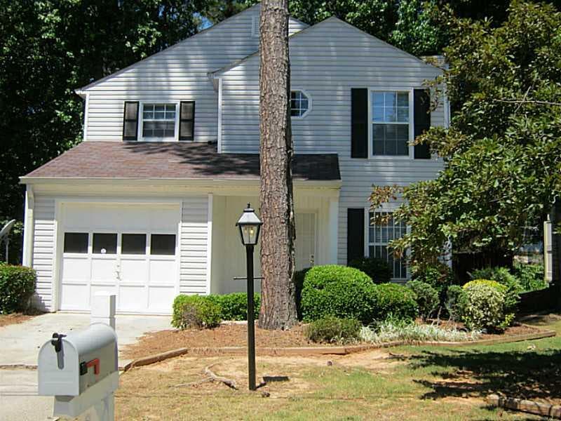 3 bedroom, 1,328 sq ft single family residence sold at 2197 Victoria Place, Lithonia, GA 30058