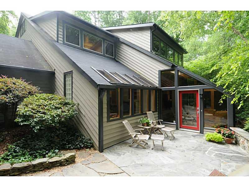4 bedroom, 3,800 sq ft single family residence sold at 5455 E Idlewood Lane, Atlanta, GA 30327
