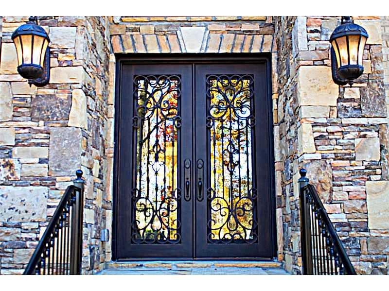 6 bedroom, 7,100 sq ft single family residence sold at 2423 Lively Trail, Atlanta, GA 30345