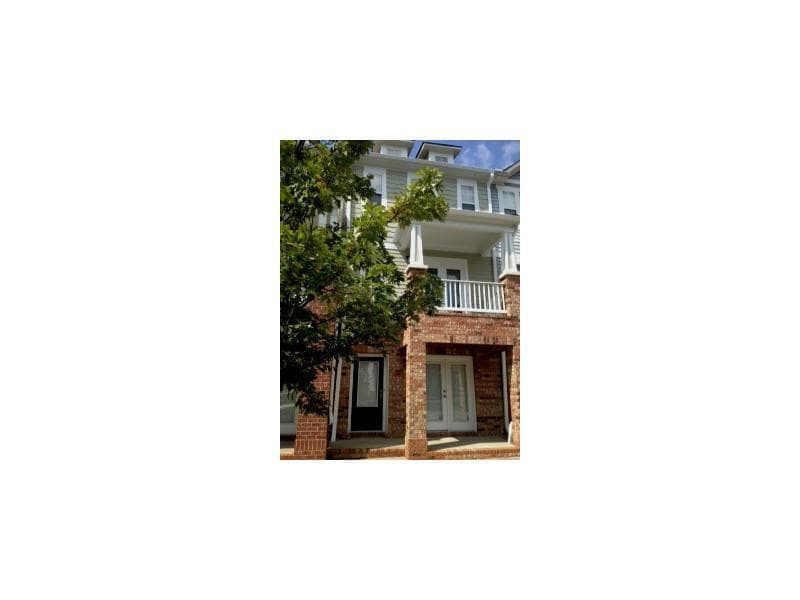 3 bedroom townhouse sold at 221 16th Street 5, Atlanta, GA 30363