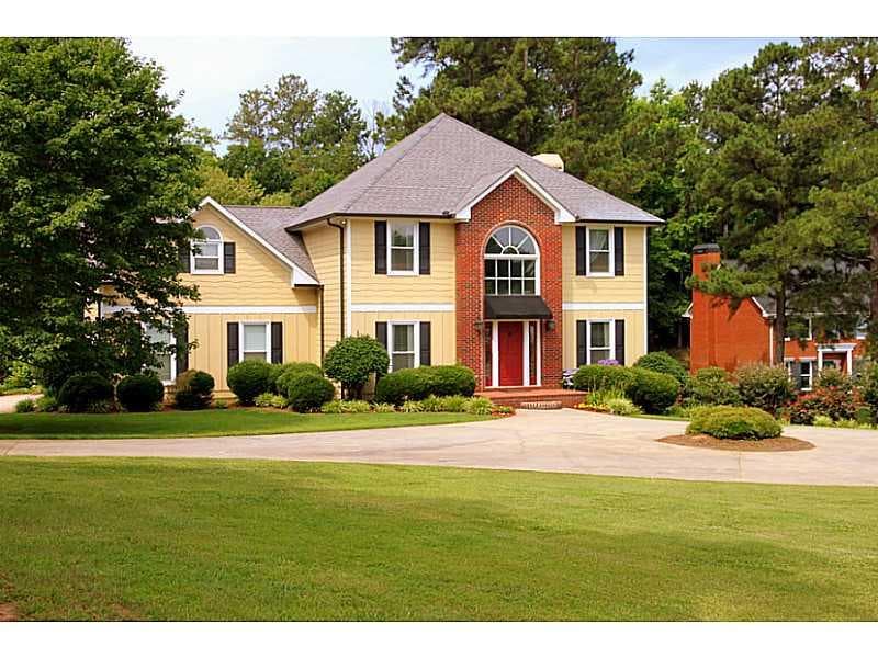 4705 Bedford Glen, Flowery Branch, GA 30542 — most recent listing photo