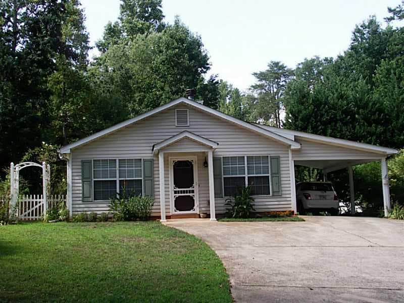 2 bedroom single family residence sold at 1675 Tomahawk Trail, Cumming, GA 30041