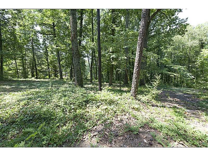 single family residence sold at 5760 Riverside Drive, Atlanta, GA 30327