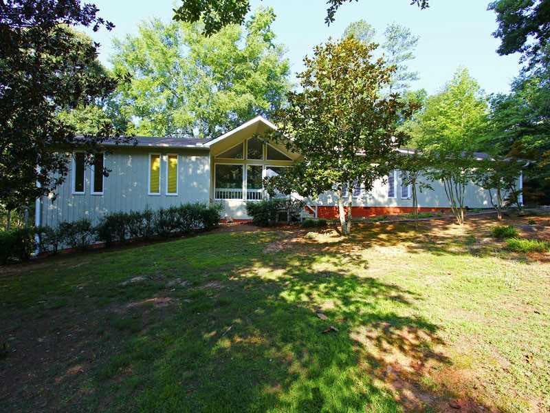 4 bedroom, 2,060 sq ft single family residence sold at 3620 Clubland Drive, Marietta, GA 30068