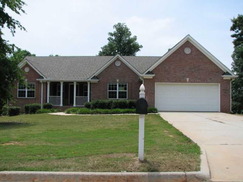319 Annslee Circle, Loganville, GA 30052 — most recent listing photo