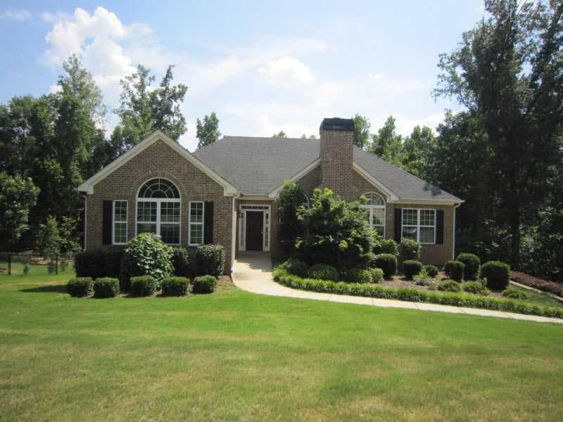 678 Southampton Circle, Hoschton, GA 30548 — most recent listing photo