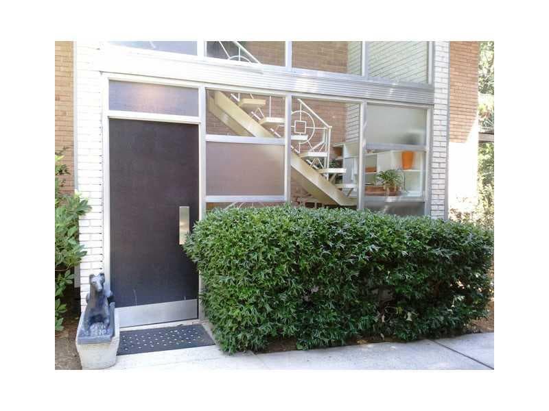3 bedroom, 1,368 sq ft condominium sold at 1230 Woodland Avenue 7, Atlanta, GA 30324