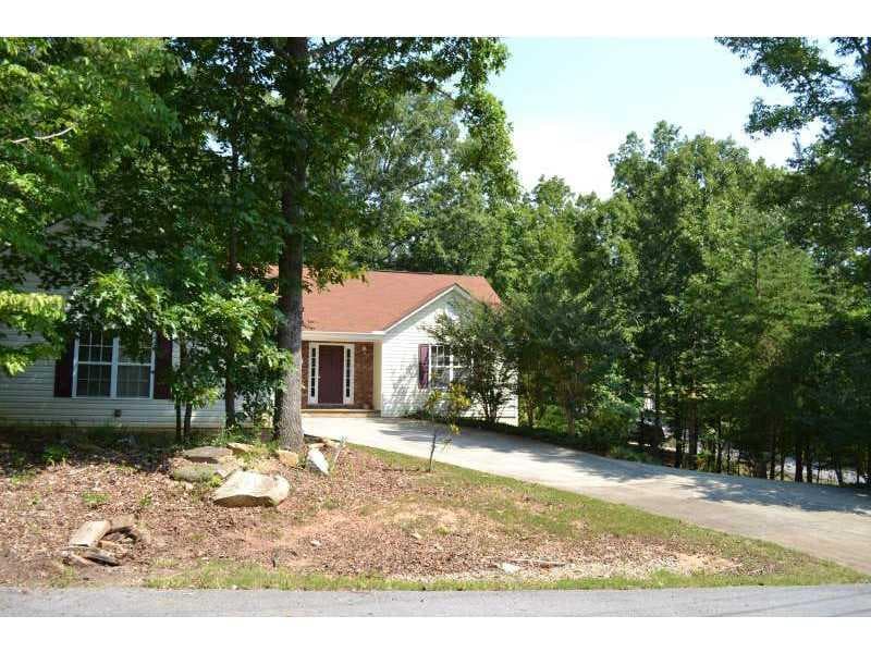 4 bedroom, 1,852 sq ft single family residence sold at 102 Leopard Court, Waleska, GA 30183