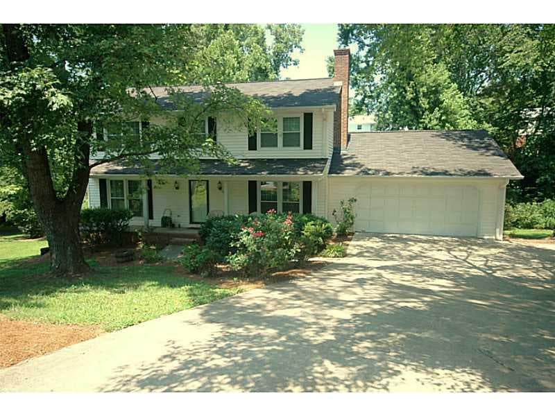 4 bedroom single family residence sold at 2924 Rockbridge Court, Marietta, GA 30066