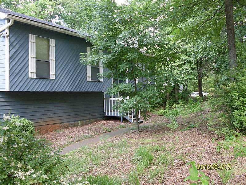 5970 Sutton Place, Douglasville, GA 30135 — most recent listing photo