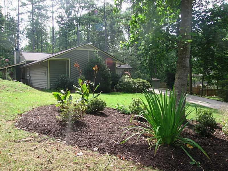 2092 Tree Top Bend, Marietta, GA 30062 — most recent listing photo