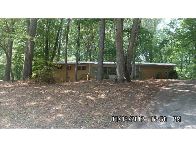 3 bedroom, 1,760 sq ft single family residence sold at 2834 Clearwater Road, Atlanta, GA 30331