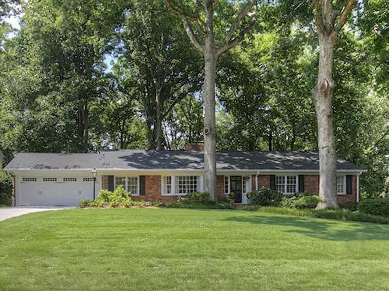 3 bedroom single family residence sold at 310 Forest HIlls Drive, Atlanta, GA 30342
