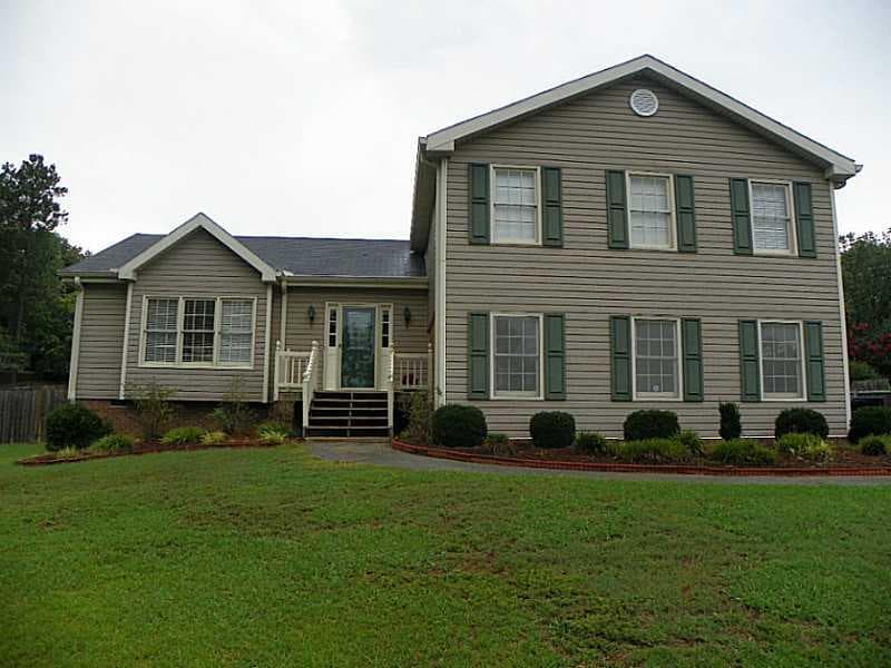 1246 Summit Chase Drive, Snellville, GA 30078 — most recent listing photo